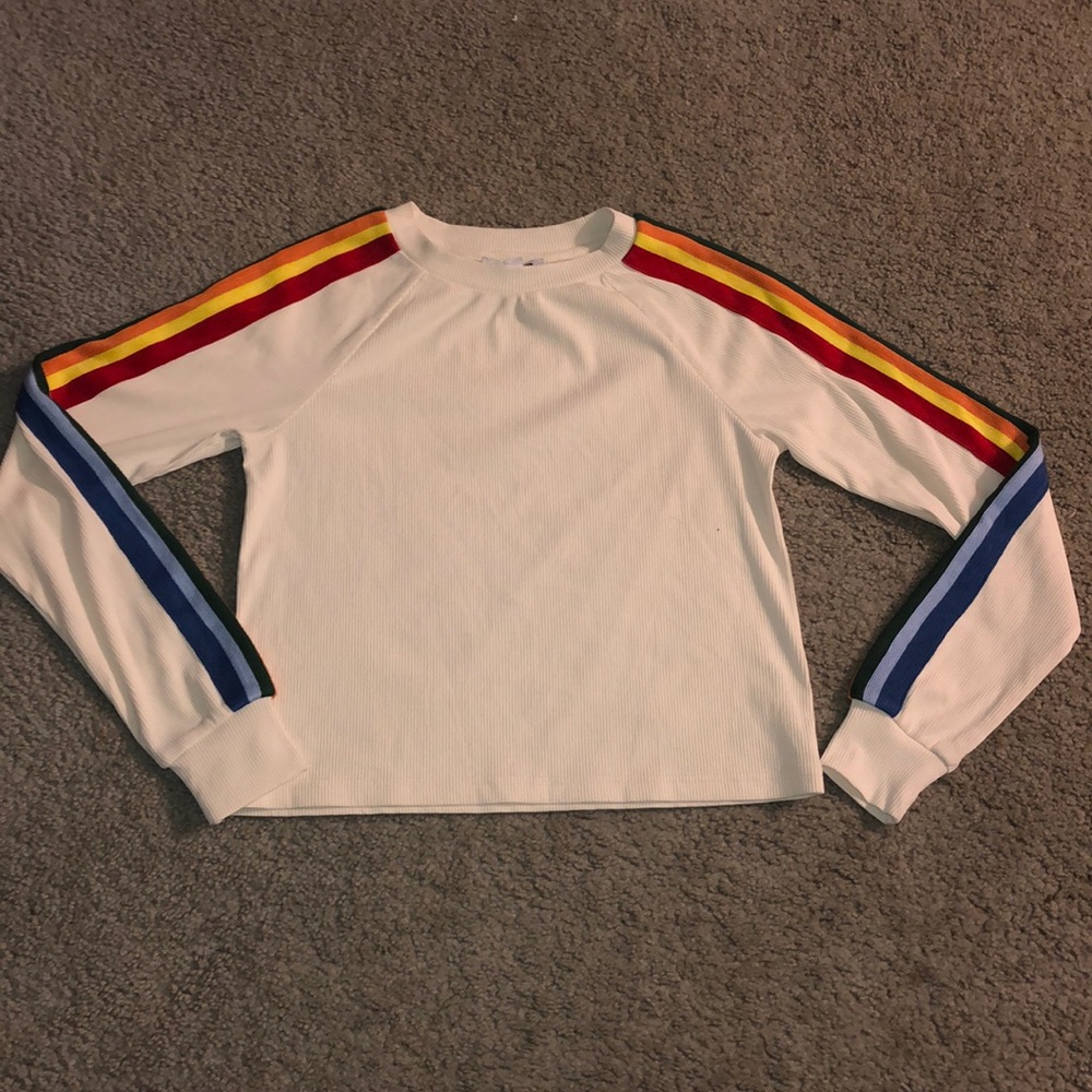 Cropped long sleeve top with striped sleeves